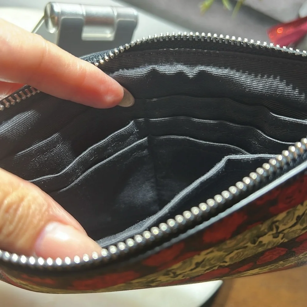 Coach Wristlet Large 8” Rose Queen Print NWOT